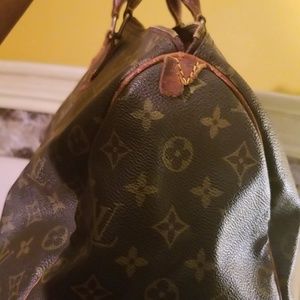 Louis Vuitton speedy 35